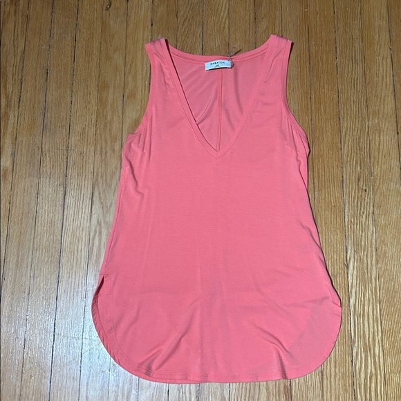 Babaton Coral V neck tank, size xxs - Picture 7 of 7